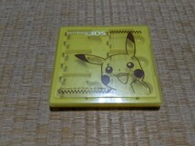 ニンテンドー3ＤＳ 　ケース　ポケモン　ピカチュウモデル_画像1