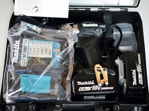 未使用 充電式インパクトドライバ TD173DRGXB 純正 バッテリ2個 18V 6.0Ah ブラック 黒 マキタ makita TD173D BL1860B Black TD173DRGX