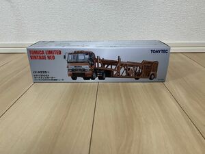 トミカ　リミテッド　ヴィンテージ　NEO 1/64 LV-N225c いすゞ810EX カートランスポーター　アンチコASZ022車両運搬トレーラ