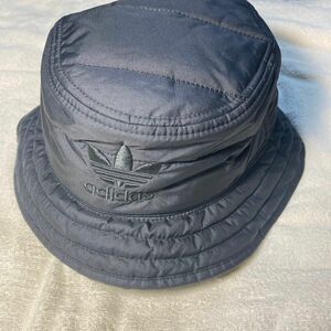 美品 adidas アディダス バケットハット 57〜60cm ブラック