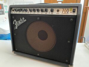 fender USAギターアンプ 700 ROCPRO 70w 売り切です。YNGWIEコンチェルトアンプ　フルパワー万能アンプ　完動品