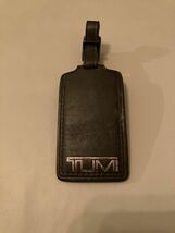 TUMI ID ラゲージタグ トゥミ ラゲッジ パスケース 本革 レザー _画像2