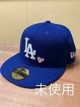 新品未使用　NEW ERA ドジャース　キャップ　ハート柄　DODGERS ニューエラ　7 1/8 56.8cm_画像1