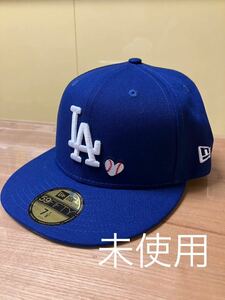 新品未使用　NEW ERA ドジャース　キャップ　ハート柄　DODGERS ニューエラ　7 1/8 56.8cm