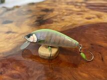 T.C.G Handmade Lures 50s No.7 ハンドメイドミノー アワビ貼り ハンドメイドルアー_画像2