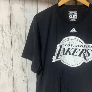 adidas Lakers ビッグロゴ　プリント　バスケ　NBA ストリート　古着　オーバーサイズ　ゆるダボ