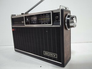 SONY ソニー 昭和レトロ ・ FM SW MW 3バンドラジオ ・I C F ー 1100 電源 ON 確認済み