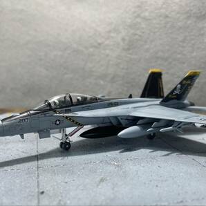 リペイント完成品【1/144 F/A-18F スーパーホーネット VF-103 ジョリー・ロジャース CAG機 75th Anniversary】F-toys 検 TOP GUNの画像4