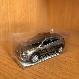 1/64 三菱 エクリプスクロス ECLIPSE CROSS　非売品　ミニカー ブロンズメタリック