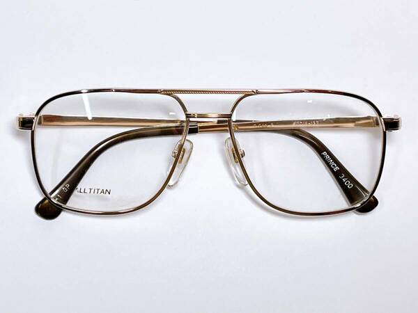 ティアドロップ　メガネ　軽量　チタン　★ ゴールド　TITAN メタルフレーム　男性用　眼鏡