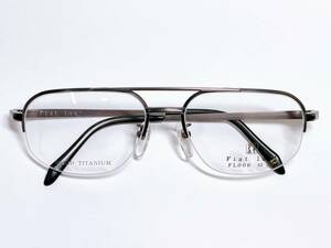 男性用　メガネ　軽量　チタン　★ ナイロール　Fiat lux グレー　眼鏡フレーム