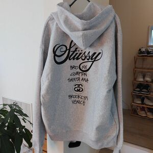 ZIPパーカー　XL　ワールドツアー　STUSSY　グレー