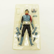 ★507120 未使用品 メディコムトイ リアルアクションヒーローズ 仮面ライダー旧1号 2001 デラックスタイプ RAH No.100_画像3