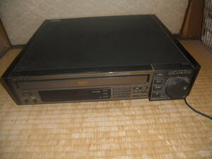 ☆ジャンク品、SONYの　MDP-555F　CD/CDV/LDプレーヤー