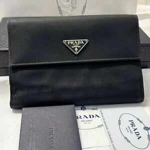 プラダ　PRADA 財布　二つ折り　折り財布　ナイロン　テスート　レディース　