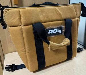 AO Coolers（エーオークーラー）　ソフトクーラー9本　８.5Lキャメル　クーラーバッグ