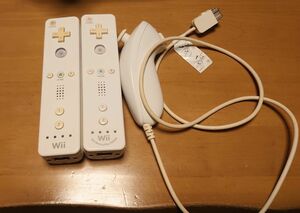 wiiリモコンプラス ヌンチャクセット ＋wiiリモコン(ノーマル) 任天堂純正品