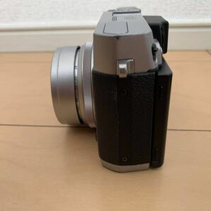 h001）FUJIFILM X30 Silver Compact Digital Camera シルバー コンパクトデジタルカメラ 富士フィルム 通電確認済 予備バッテリー 充電器の画像5