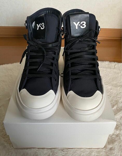 ☆期間限定☆Ｙ－3 ハイカットスニーカー【美品】23.5cm