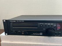 TASCAM 業務用CDレコーダー CD-RW750現状品_画像2