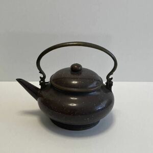 茶壺　貢局　紫砂泥　古玩　茶器　茶道具　急須　落款あり