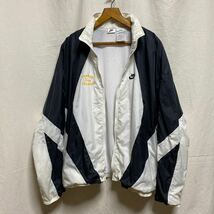 オールド　ナイキ　配色　ナイロンジャケット 90s 古着　ヴィンテージ　NIKE ウィンドブレーカー　モノトーン XL FERRUM TENNIS COLLEGE_画像3