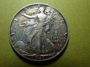 アメリカ５０セント銀貨　１９４３年　約直径30.45ｍｍ厚み2.05ｍｍ重さ12.52ｇ　コレクター放出品