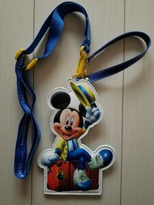 中古品☆ミッキーのチケットホルダー♪バケーションパッケージ　東京ディズニーリゾート　パスケース　ミッキーマウス