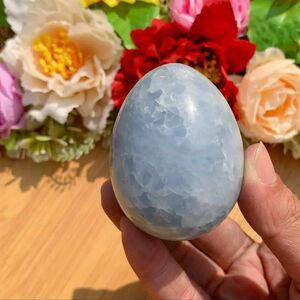 天然水晶 青いセレスタイト カルサイト結晶の卵 大きさ４～6cm 1個 パワーストーン　 鉱物　 天然石　原石　ルース