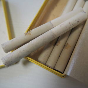 恩賜 蘭花紋章 満州国 御賜の煙草 満洲国 皇帝陛下 たばこ タバコ ラベル 戦争 戦時資料 天皇 古い 昔の画像6