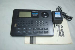 ALESIS DRUM MACHINE SR-16 ドラム音源