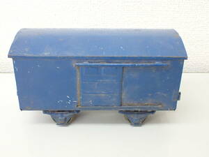  railroad model -6;. car * have cover car blue * blue tin plate approximately 128.3g length ; approximately 13.4cm * door, opening not.*