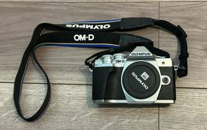 Olympus OLYMPUS OM-D E-10 Mark III. Комплект двойного зума EZ + 45 мм, с фильтром объектива и т. Д.