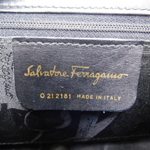 1円 ■ 美品 フェラガモ 2wayバッグ O21 2181 レザー ブラック系 ガンチーニ 通勤 お出掛け Salvatore Ferragamo ■K.Cmm.hP-13_画像8