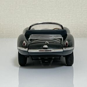 オートアート AUTOart 1/18 Jaguar XK SSミニカー の画像3