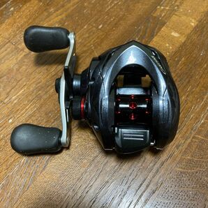 美品　SHIMANO シマノ　カシータス　MGL 101HG ベイトリール　リール　ベイト　ブラックバス　ルアー　バス釣り