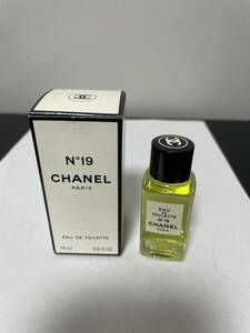 未使用品　CHANEL19番　19ml オードトワレット　20240306