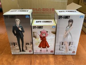 SPY×FAMILY アーニャ　ヨル　ロイド　フォージャー　パーティーバージョン　フィギュア３体