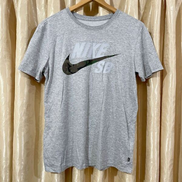 ナイキ NIKE SB 迷彩スウォッシュロゴ 半袖Tシャツ サイズM 霜降りグレー