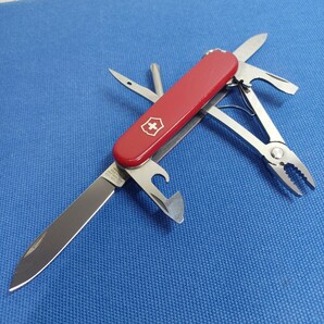 ◆VICTORINOX ビクトリノックス マルチツール ナイフ◆熊対策◆収納時約 9cm◆18才未満購入不可の画像1