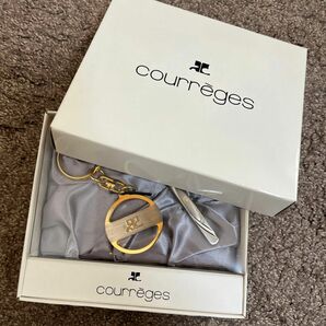 【未使用】courreges ネクタイピン　キーホルダー　セット