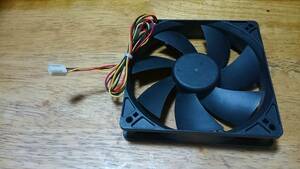 静音ケースファン　１２０ｍｍ　PWM 4pin 900RPM　MUHUA FAN-TECH DC12V 0.18A 