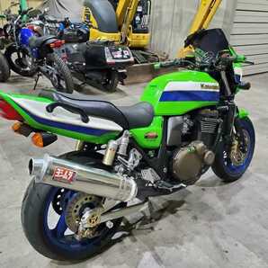 格安 ZRX1200R ZRT20A セル始動 59523ｋｍ ローソン 平成13年式 ZRX1200 の画像3