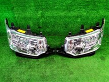 美品! CV1W CV2W CV4W CV5W デリカ D:5 D5 純正 HID キセノン ヘッドライト 左右 セット 100-87918 検索) ステップ ガード マフラー ラダー_画像6