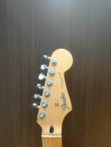 ＃5516　☆Fender　☆STRATOCASTER　☆エレキギター　☆本体のみ　☆現状品　☆フェンダー　☆ストラトキャスター　☆白黒　_画像2