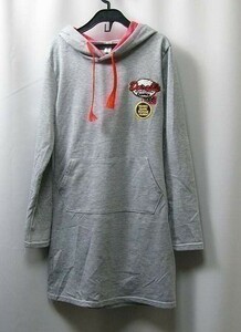 yas2-13 lady's * teens # gray. with a hood . pull over tunic cut and sewn 