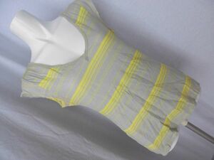 ie-73 # 55DSL # lady's tank top light gray other sleeve lengths size M yellow color . light gray. border tank top with translation 