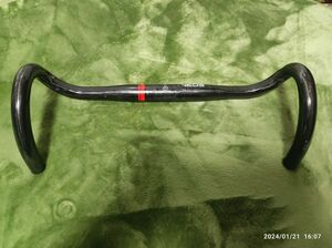 チネリ　Cinelli 　カーボンハンドルバー NEOS 42cm used