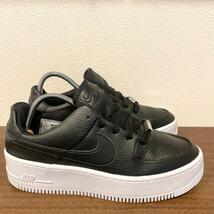 NIKE WMNS AIR FORCE 1 SAGE LOW ナイキ エア フォース ワン セージ ロー ブラック AR5339-002 ローカットスニーカー 24cm_画像3