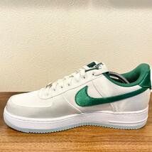 NIKE W AIR FORCE 1 07 ESS ナイキ エア フォース ワン ホワイト グリーン DX6541-101 ローカットスニーカー 27.5cm 新品未使用_画像6